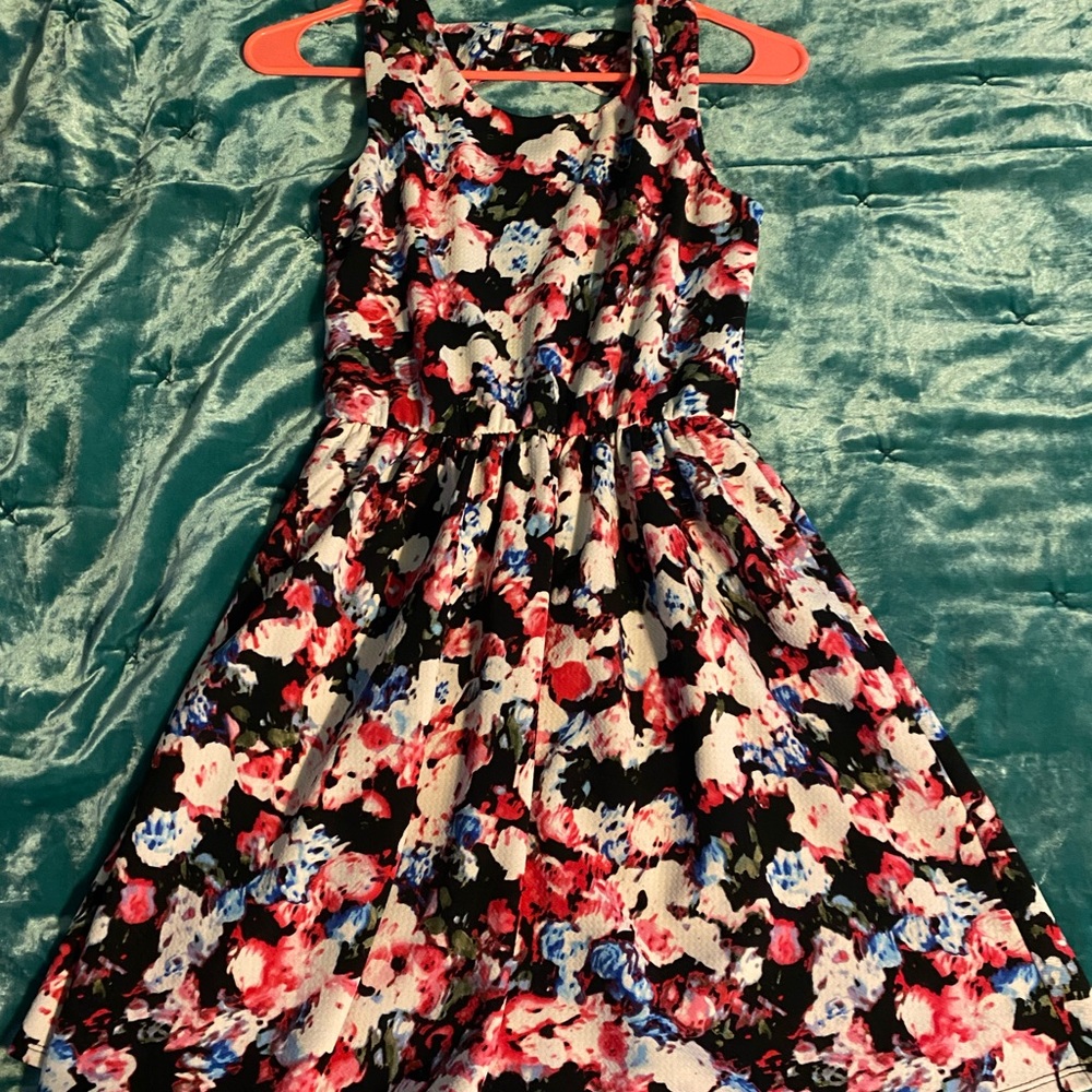Junior’s dress